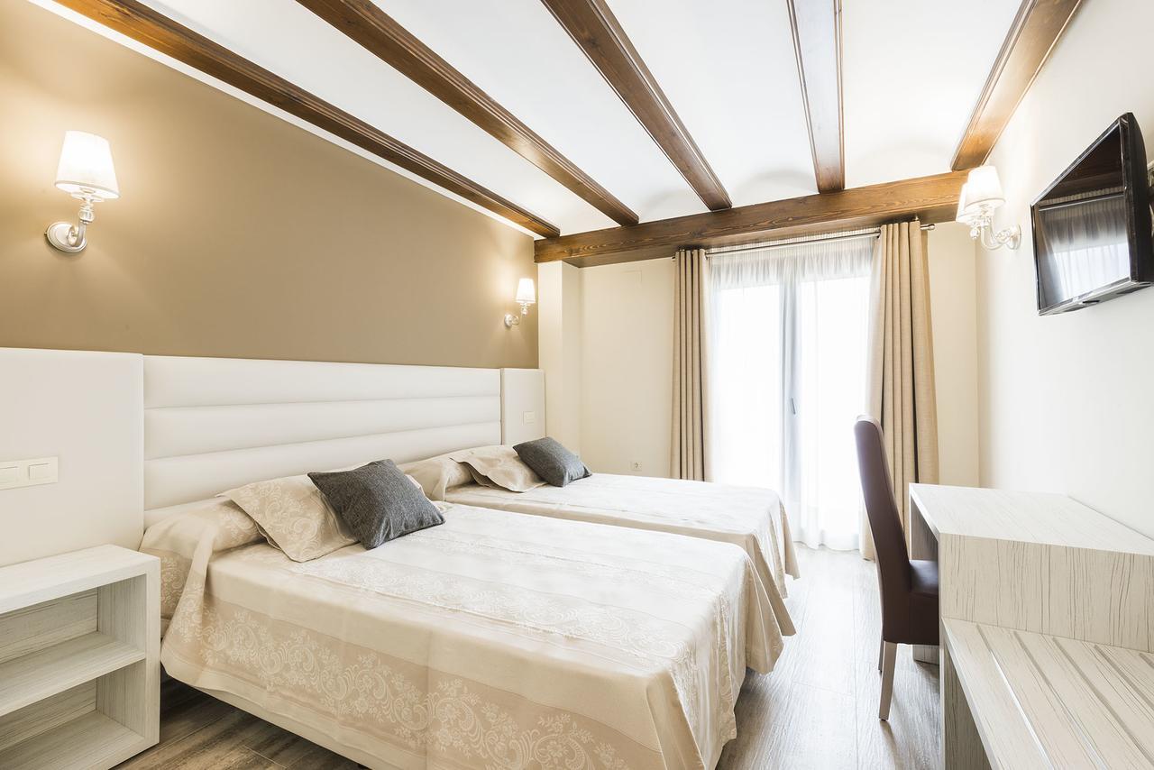 Hotel Atiana Albarracin Ngoại thất bức ảnh