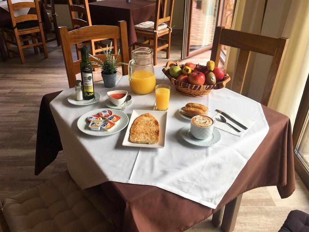 Hotel Atiana Albarracin Ngoại thất bức ảnh